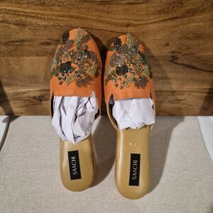 SAACHI Silk Beaded Orange  Embroidered Mules NWOT Sz 8